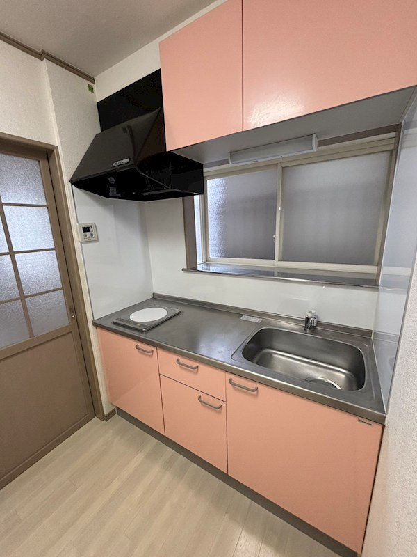 キッチン　IHコンロ付きのキッチン！