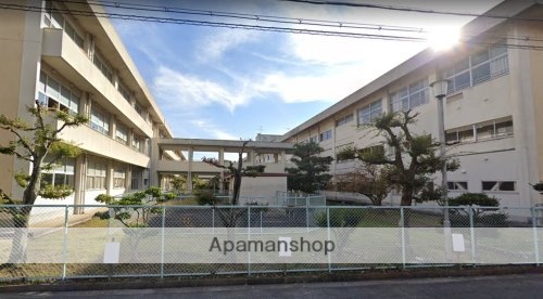 小学校　斑鳩西小学校（小学校）まで435m