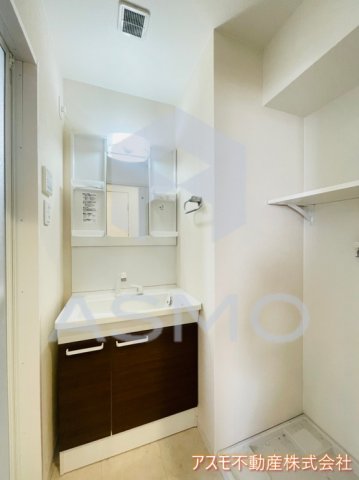 洗面設備　同マンション別部屋参考写真