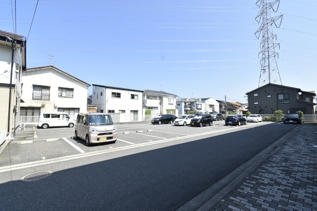 駐車場　駐車場