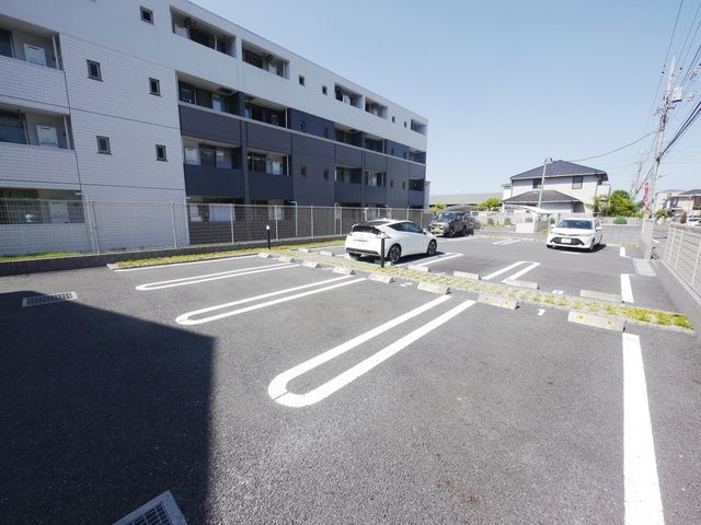 駐車場　★敷地内駐車場です★