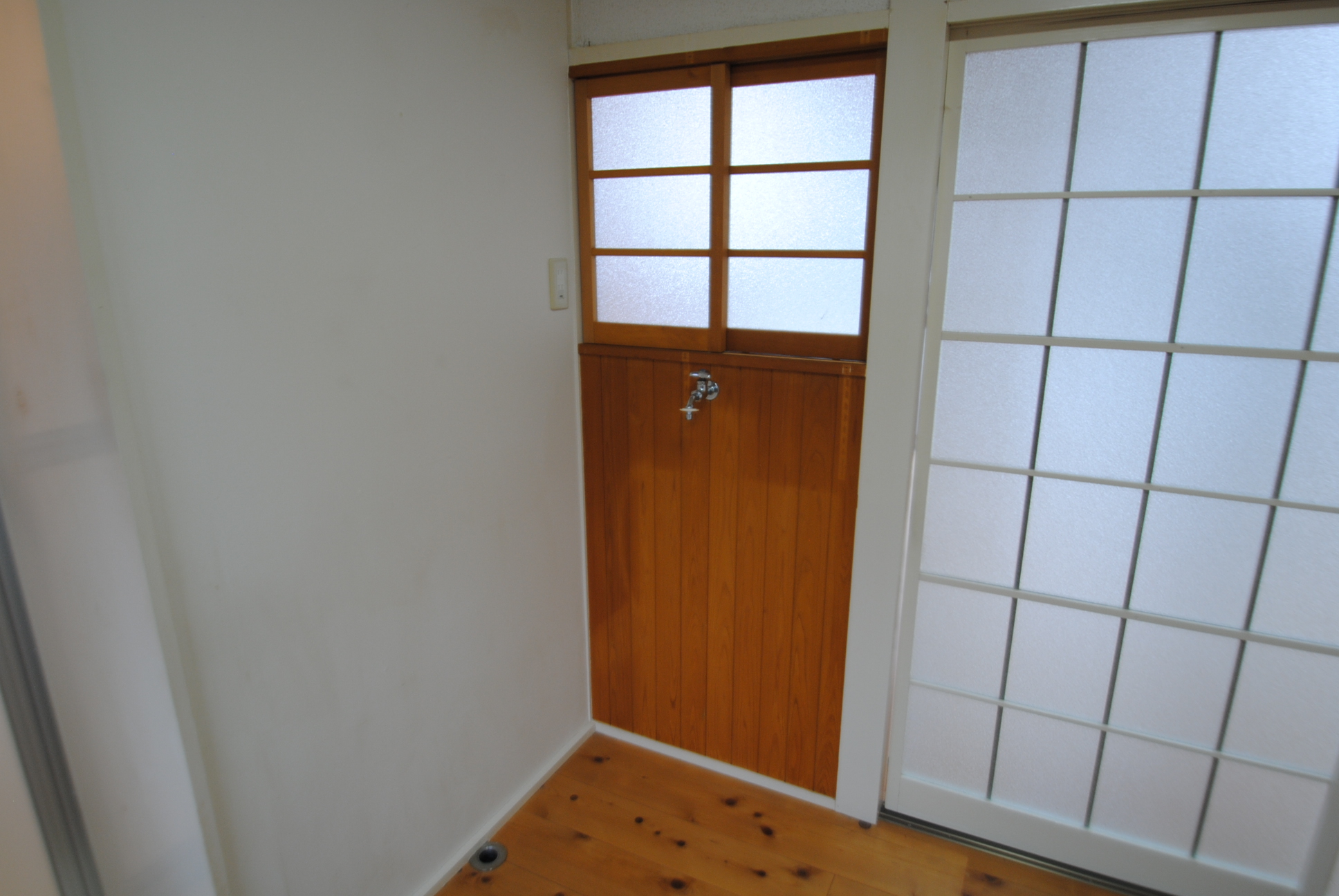 その他設備　洗濯機置き場　他室参考写真　現況優先