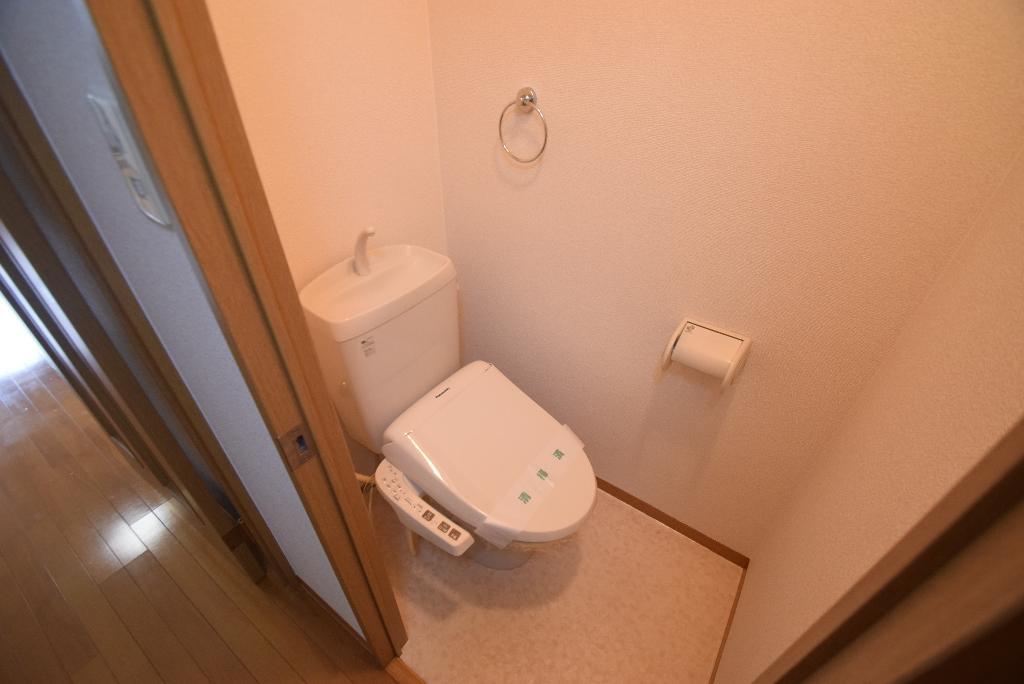 トイレ　シャワー付トイレ