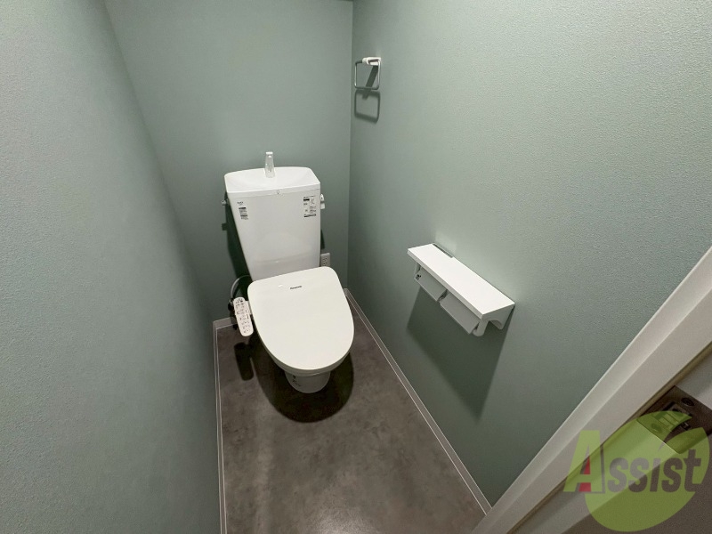 トイレ　シャワートイレになっているので快適です！