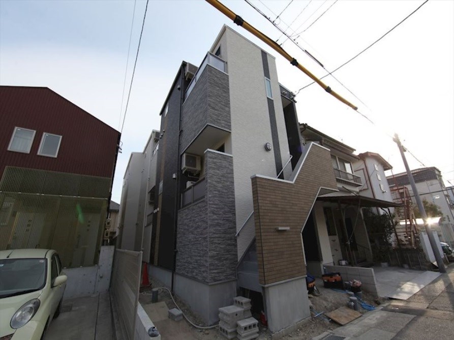 建物外観　外観　デザイナーズ　光インターネット無料