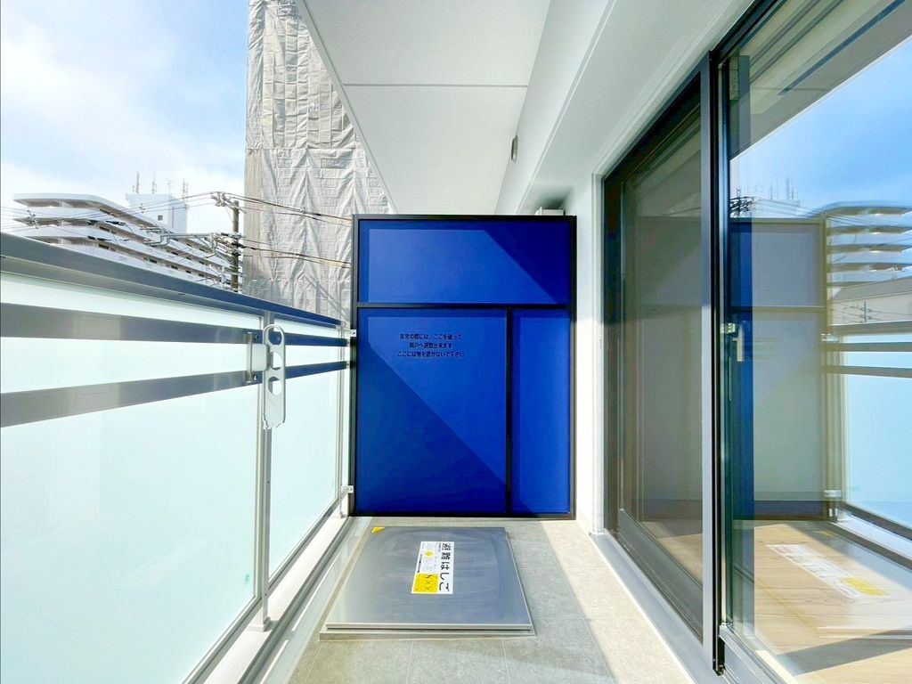 バルコニー　バルコニー