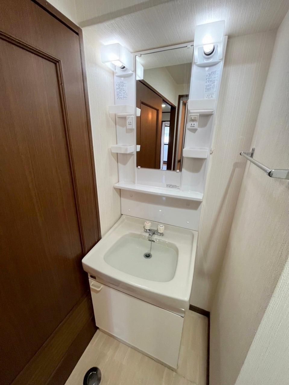 洗面設備　独立洗面台☆