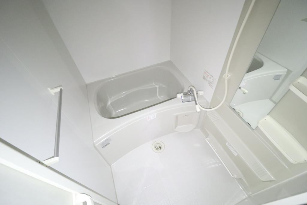 バス・シャワールーム　バスルームです！