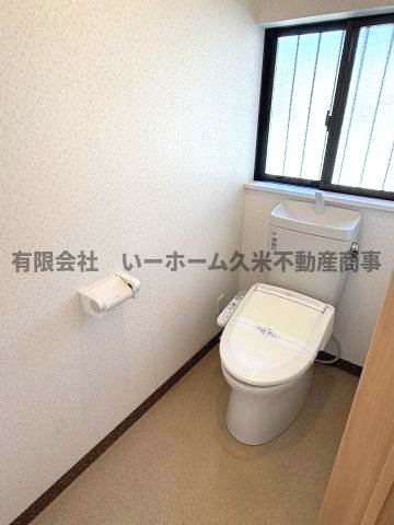 トイレ　トイレもきれいです