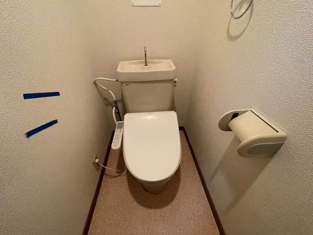 トイレ　別号室