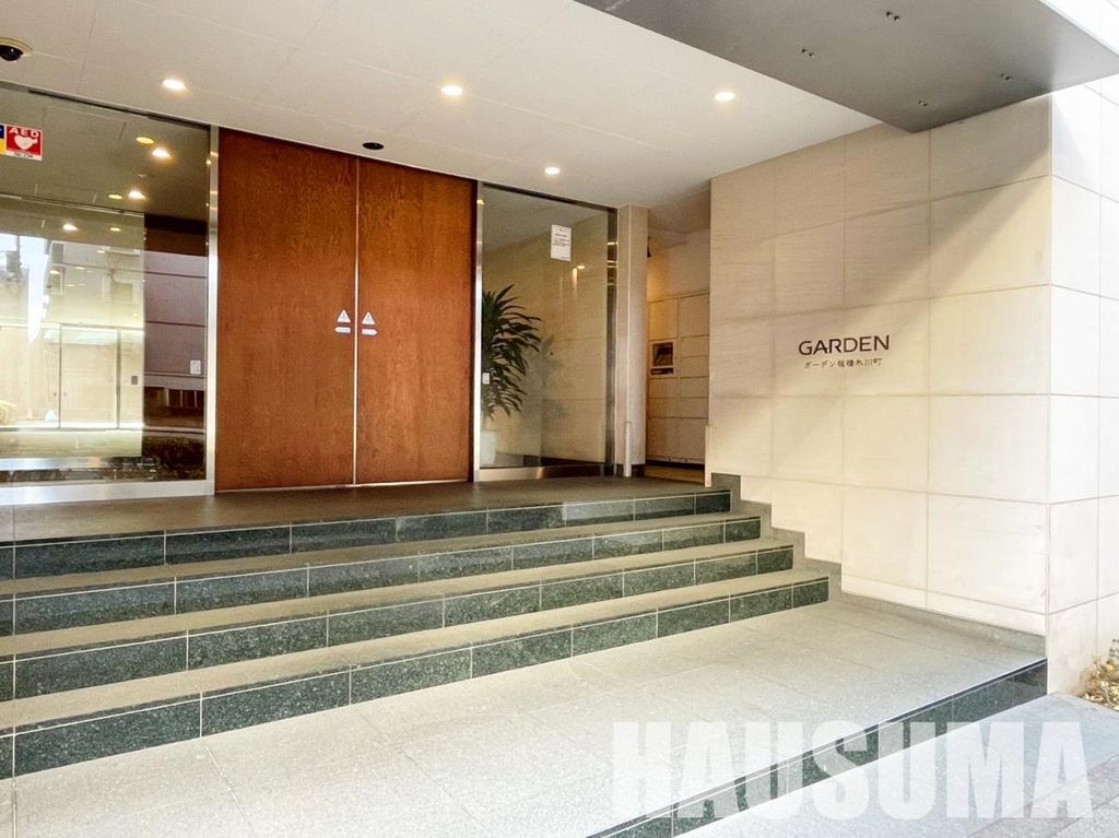 エントランス　エントランス