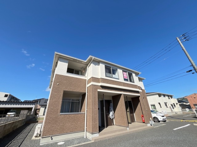 建物外観　外観は落ち着いています