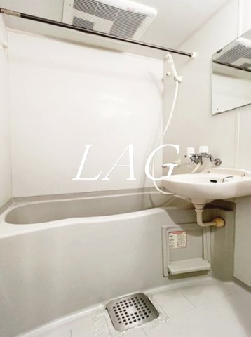 バス・シャワールーム　お風呂です。