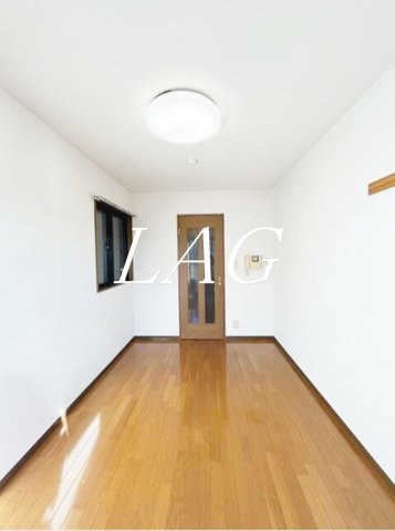 居室・リビング　洋室のお部屋です。