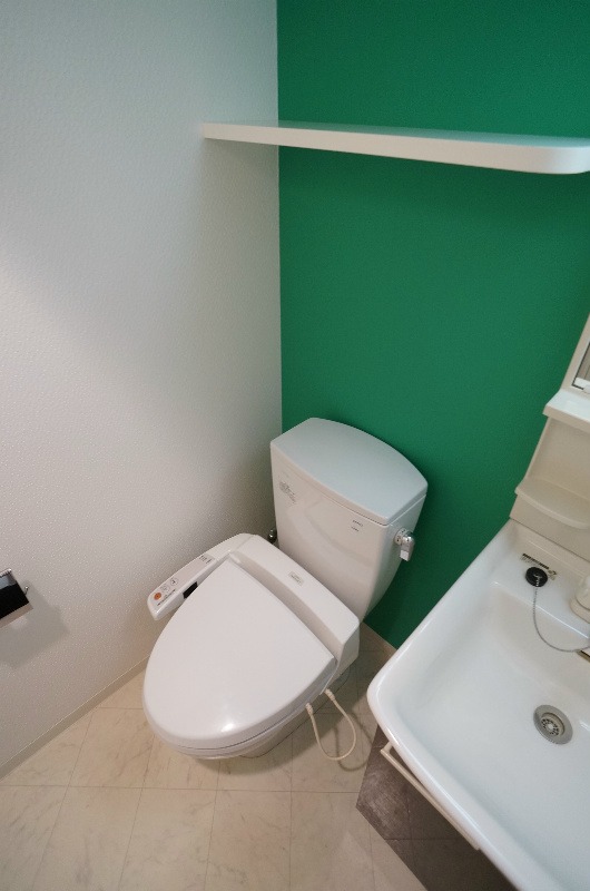 トイレ　別号室