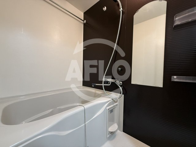 バス・シャワールーム　Alivis九条　風呂