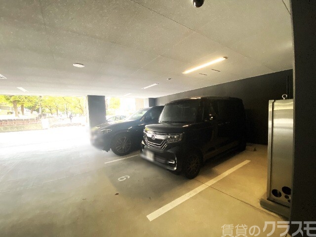 駐車場　敷地内駐車場ございます！
