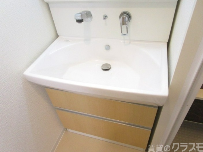 洗面設備　外出から帰ったらうがい・手洗いを。