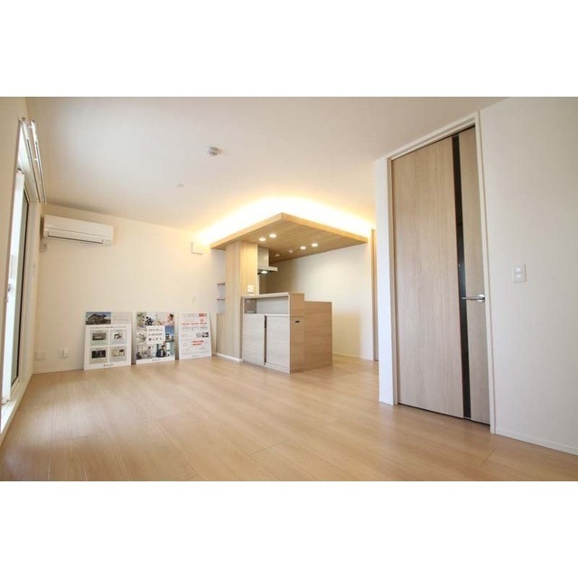 居室・リビング　※２０１にて撮影