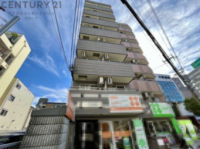 建物外観　オートロックで外部の人間が簡単に出入りできないため安心です。