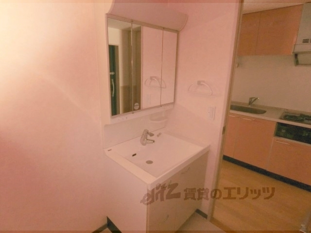 洗面設備　独立洗面台