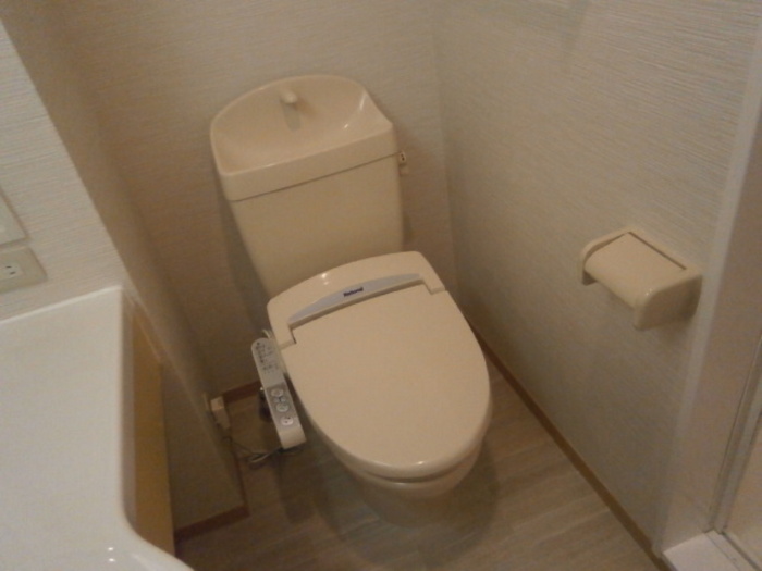 トイレ　トイレ