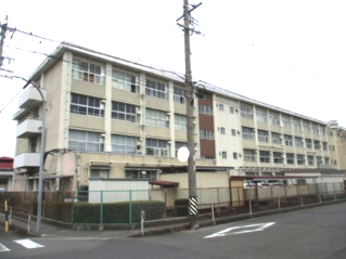 中学校　陽南中学校（中学校）まで1599m