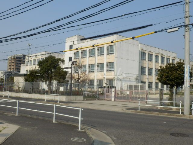 小学校　名古屋市立大高南小学校（小学校）まで202m