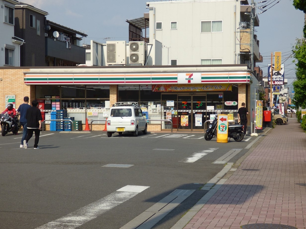 コンビニ　セブンイレブン 川口前川4丁目店（コンビニ）まで155m