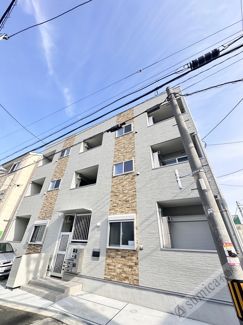 建物外観　モノトーンを基調とした洗礼された佇まい