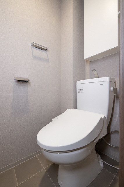 トイレ　※写真は同タイプ住戸です。
