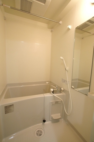 バス・シャワールーム　風呂