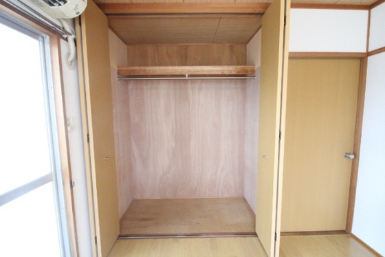 収納　※別号室の写真になります。
