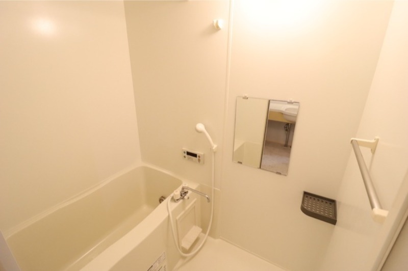 バス・シャワールーム　図面と現状に相違がある場合には現状を優先