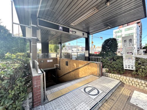 その他　谷町線出戸駅4番出口（その他）まで702m