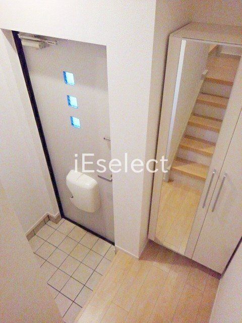 玄関　たっぷりシューズボックス