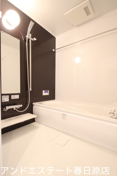 バス・シャワールーム　追い焚きもできます