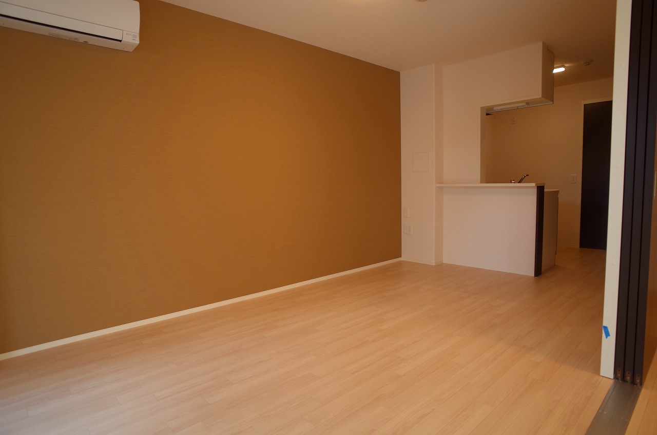 居室・リビング　カトレア