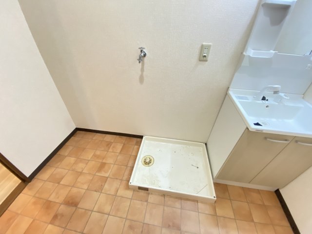 その他設備　洗濯機置場