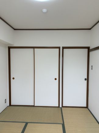 収納　※別室参考写真です。