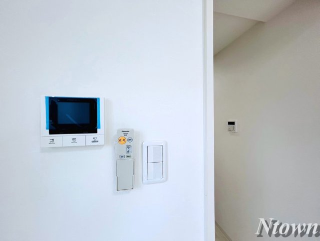 セキュリティ　モニター付きインターホンです。