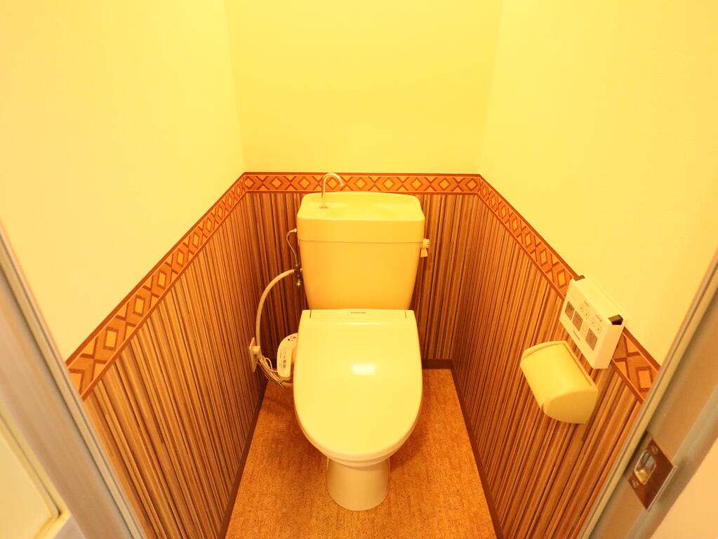 トイレ　トイレ