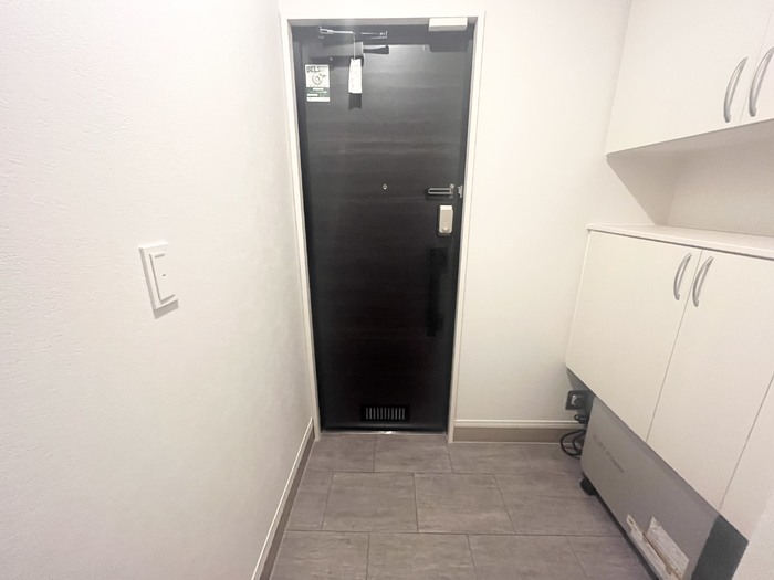 玄関　玄関の中