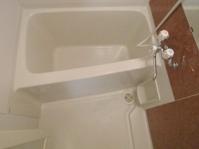 バス・シャワールーム　タウンハウジング府中店まで