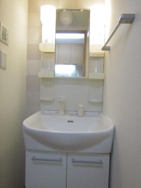 洗面設備　タウンハウジング府中店まで