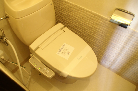 トイレ　※別部屋の写真です