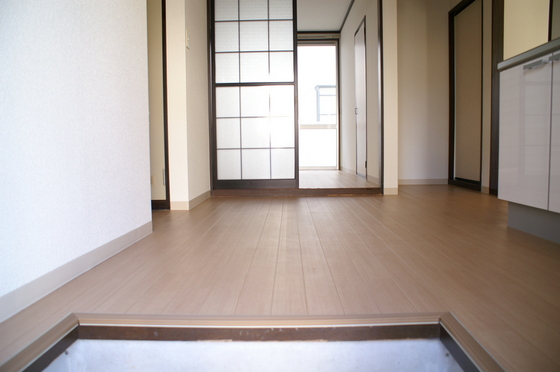 玄関　※別部屋の写真です