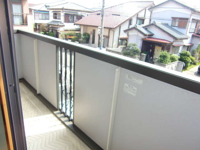 バルコニー　参考写真（同建物別部屋のものです）