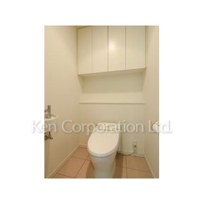 トイレ　同タイプ14階のお部屋を撮影。仕様が異なることがあります。