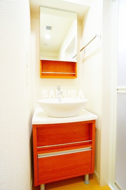 洗面設備　身支度に便利な洗面台♪